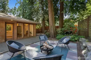1207 NE 140th St, Seattle, WA 98125 - Photo 32