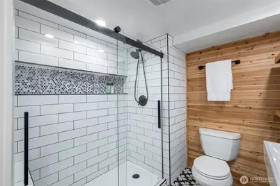 1207 NE 140th Street, Seattle, WA 98125 - Photo 24