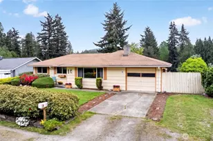 12810 162nd Ave SE, Renton, WA 98059 - Photo 2