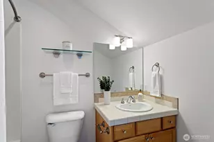 6521 25th Ave NE, Seattle, WA 98115 - Photo 22