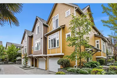 6521 25th Avenue NE #C, Seattle, WA 98115 - Photo 2