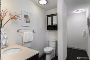 711 E Denny Way, Seattle, WA 98122 - Photo 16