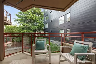 711 E Denny Way, Seattle, WA 98122 - Photo 8