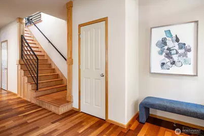 6008 NE 1st Circle, Renton, WA 98059 - Photo 8