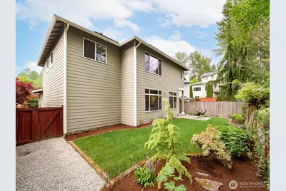 6008 NE 1st Circle, Renton, WA 98059 - Photo 30
