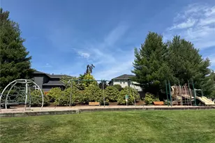 6008 NE 1st Cir, Renton, WA 98059 - Photo 36