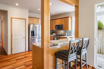 6008 NE 1st Circle, Renton, WA 98059 - Photo 12