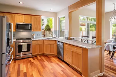 6008 NE 1st Circle, Renton, WA 98059 - Photo 10