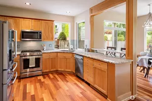6008 NE 1st Cir, Renton, WA 98059 - Photo 10