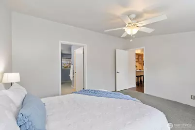 789 NE Reeds Meadow Lane, Bremerton, WA 98311 - Photo 16