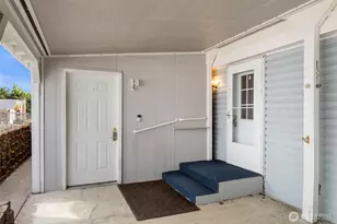 789 NE Reeds Meadow Ln, Bremerton, WA 98311 - Photo 24