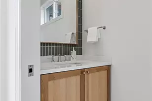6832 47th Ave NE, Seattle, WA 98115 - Photo 8