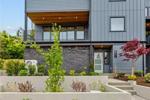 6832 47th Ave NE, Seattle, WA 98115 - Photo 1