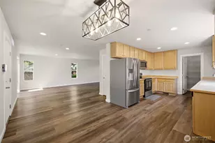 1537 Bobs Hollow Ln, DuPont, WA 98327 - Photo 6