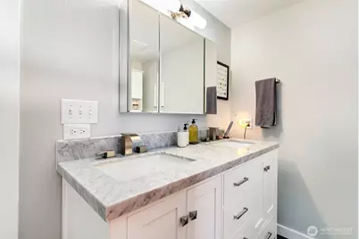 1909 Division Street NW, Olympia, WA 98502 - Photo 20