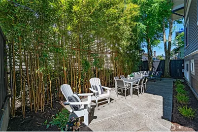5207 Wallingford Avenue N, Seattle, WA 98103 - Photo 36