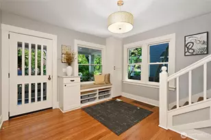 5207 Wallingford Ave N, Seattle, WA 98103 - Photo 8