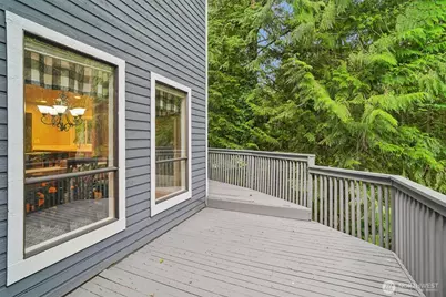 22330 NE 28th Street, Sammamish, WA 98074 - Photo 28