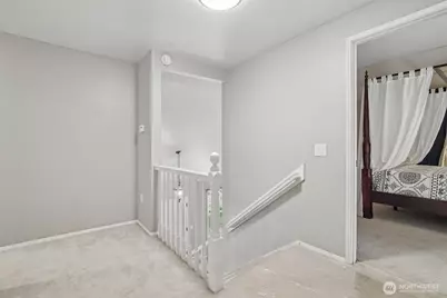 22330 NE 28th Street, Sammamish, WA 98074 - Photo 16