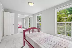 22330 NE 28th St, Sammamish, WA 98074 - Photo 24
