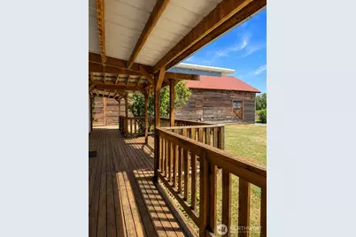 10041 N Thorp Highway, Thorp, WA 98946 - Photo 28