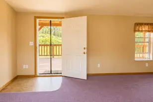10041 N Thorp Hwy, Thorp, WA 98946 - Photo 8