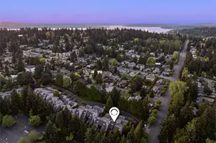 10327 NE 19th Pl, Bellevue, WA 98004 - Photo 14