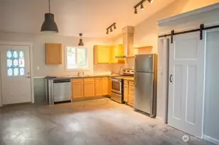 3018 Cedar Ln, Sedro Woolley, WA 98284 - Photo 2