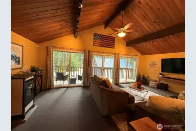 811 N Potlatch Drive, Hoodsport, WA 98548 - Photo 6