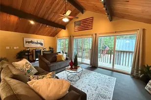 811 N Potlatch Dr, Hoodsport, WA 98548 - Photo 4
