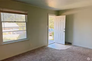 1124 Nevada St, Bellingham, WA 98229 - Photo 16