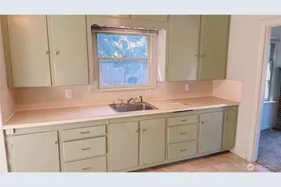 1124 Nevada Street, Bellingham, WA 98229 - Photo 6