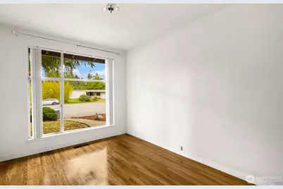 2329 167th Avenue NE, Bellevue, WA 98008 - Photo 10