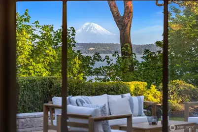 3704 48th Avenue NE, Seattle, WA 98105 - Photo 16