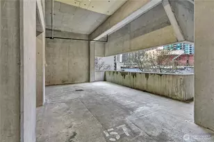 2100 3rd Ave, Seattle, WA 98121 - Photo 32