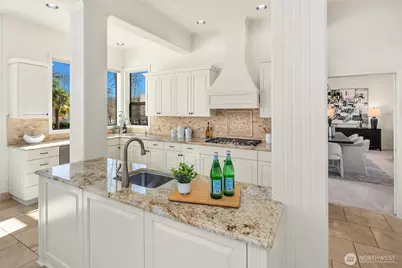 15805 SE 16th Street, Bellevue, WA 98008 - Photo 10