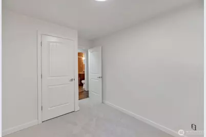 11229 29th Avenue SW, Seattle, WA 98146 - Photo 10