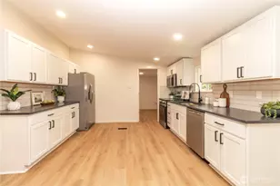 22014 130th St E, Bonney Lake, WA 98391 - Photo 26
