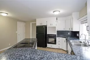 16313 64th St E, Sumner, WA 98390 - Photo 14
