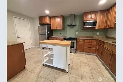 4502 E Bay Drive NW #B, Gig Harbor, WA 98335 - Photo 4