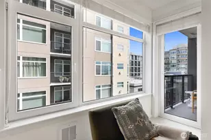 2801 1st Ave, Seattle, WA 98121 - Photo 18