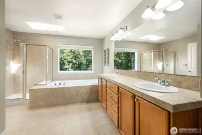 25548 SE 274th Place, Maple Valley, WA 98038 - Photo 14