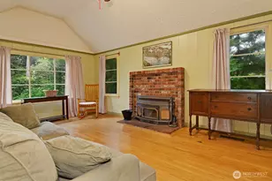 14019 36th Ave NE, Seattle, WA 98125 - Photo 4