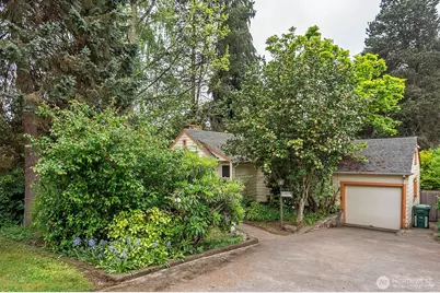 14019 36th Avenue NE, Seattle, WA 98125 - Photo 22