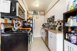 6512 Phinney Ave N, Seattle, WA 98103 - Photo 10