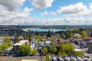 6512 Phinney Ave N, Seattle, WA 98103 - Photo 4