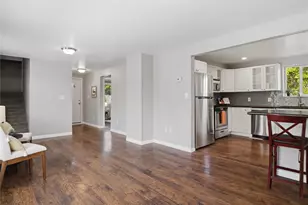 1025 S Prospect St, Tacoma, WA 98405 - Photo 10