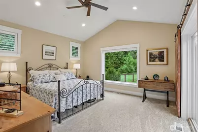 24827 NE 80th Street, Redmond, WA 98053 - Photo 22