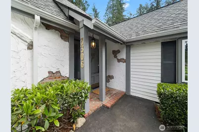 3306 217th Place SE, Sammamish, WA 98075 - Photo 2