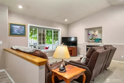 1010 Academy Street, Sumner, WA 98390 - Photo 8